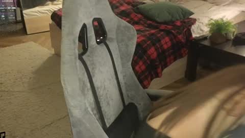 Snapshot of iam_meg chatting on December 11, 7:46 pm Meg online show from December 11, 7:46 pm