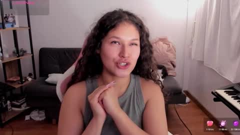 On instagram Imm  NikkiHelp me reach 100 likes online show from November 14, 4:33 am