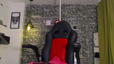 Snapshot of iam_samy__ chatting on March 10, 11:32 am Samy online show from March 10, 11:32 am