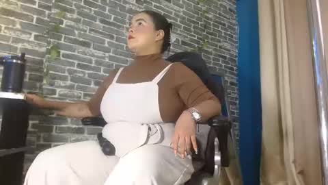 Snapshot of iam_samy__ chatting on October 2, 11:28 am Samy online show from October 2, 11:28 am