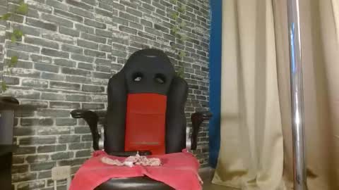 Snapshot of iam_samy__ chatting on November 13, 11:53 am Samy online show from November 13, 11:53 am