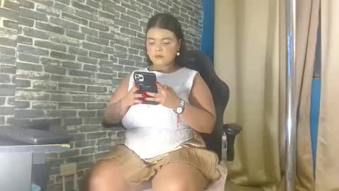 Snapshot of iam_samy__ chatting on February 23, 11:18 am Samy online show from February 23, 11:18 am