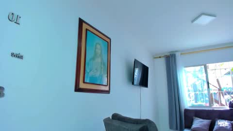 Snapshot of iam_your_fantasy chatting on January 6, 7:06 pm iam_your_fantasy online show from January 6, 7:06 pm