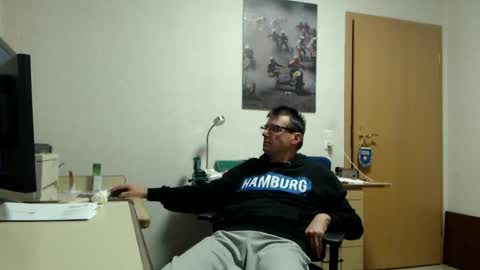 iamachim online show from November 25, 6:30 pm