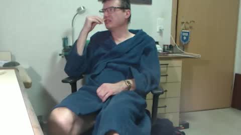 iamachim online show from February 10, 6:45 pm