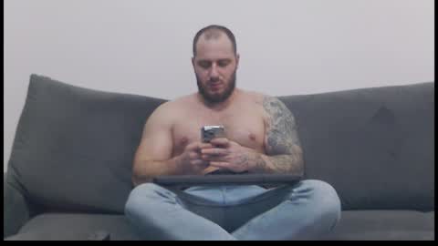 claudeloflex onlyfans online show from March 5, 10:06 pm