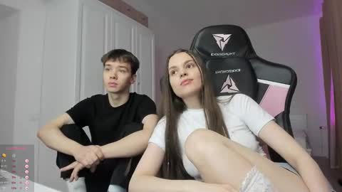 Snapshot of iamcassidy chatting on December 1, 4:29 pm Cassie  STREAMS HERE EVERYDAY online show from December 1, 4:29 pm
