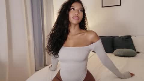 Crystal online show from September 18, 10:56 pm