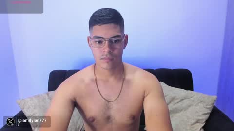 Dylan  independent model  online show from January 28, 2:10 pm