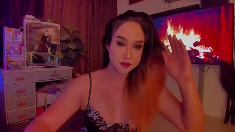 Snapshot of iamjazzmine chatting on September 30, 8:19 am Miss Jazzmine online show from September 30, 8:19 am