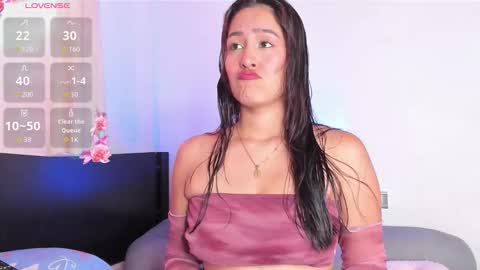 Snapshot of iamlara1 chatting on October 19, 6:08 pm Lara online show from October 19, 6:08 pm