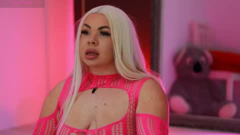 Snapshot of iamlila chatting on March 9, 6:21 pm Lila online show from March 9, 6:21 pm