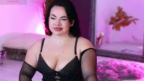 Snapshot of iamlila chatting on October 19, 4:18 pm Lila online show from October 19, 4:18 pm