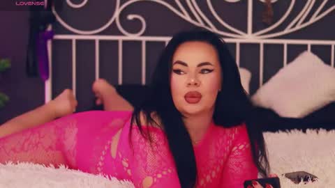 Snapshot of iamlila chatting on November 26, 4:41 pm Lila online show from November 26, 4:41 pm