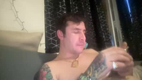 iamtheparty200 online show from January 14, 7:48 am