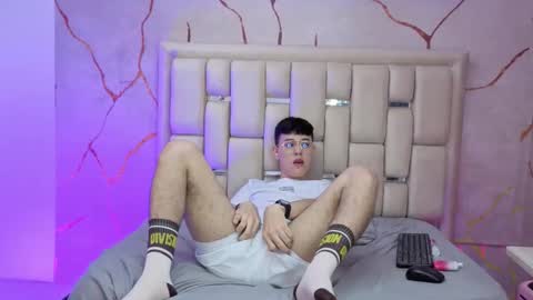 Ian  online show from March 10, 8:36 pm