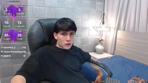 ian online show from October 16, 7:53 am