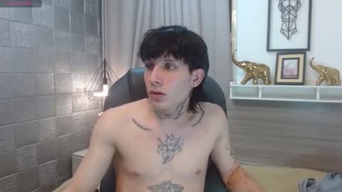 ian online show from November 10, 8:13 am