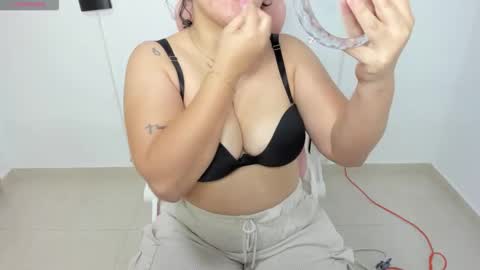 Snapshot of ibeth_diaz chatting on November 26, 3:18 am ibeth_diaz online show from November 26, 3:18 am