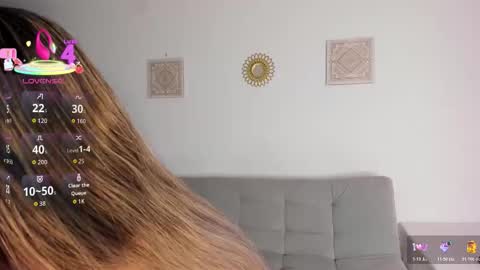 Snapshot of ice_y_abigail chatting on December 2, 12:10 pm ice_y_abigail online show from December 2, 12:10 pm