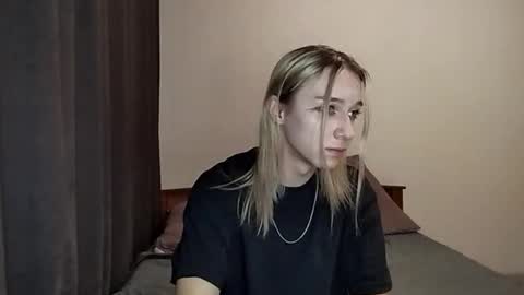 Snapshot of icebenz chatting on November 18, 1:04 pm Jade online show from November 18, 1:04 pm