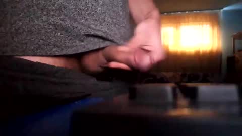 Snapshot of iceman691378 chatting on November 16, 1:06 pm iceman691378 online show from November 16, 1:06 pm