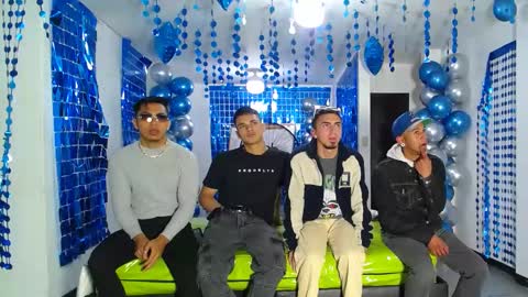 Snapshot of icevermilk chatting on January 26, 5:13 pm THOMAS AND DAMIAND online show from January 26, 5:13 pm