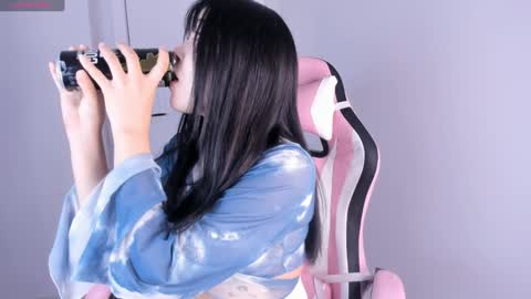 Hitomi   online show from December 12, 6:14 am