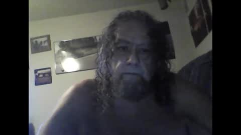 Snapshot of icu2try2xs2 chatting on October 6, 10:45 am icu2try2xs2 online show from October 6, 10:45 am