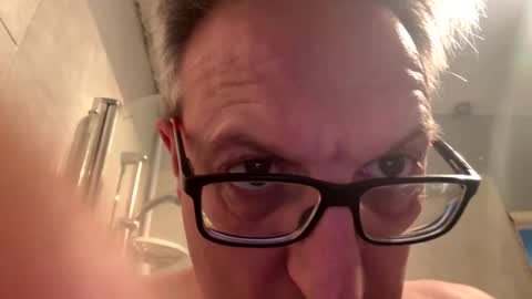 Snapshot of icums4u chatting on September 20, 9:49 pm icums4u online show from September 20, 9:49 pm