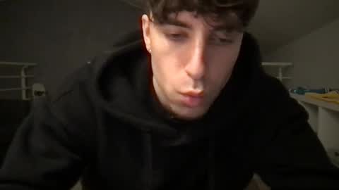 Snapshot of icyninesix chatting on December 27, 9:11 pm icyninesix online show from December 27, 9:11 pm