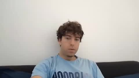 Snapshot of icyninesix chatting on November 29, 12:24 am icyninesix online show from November 29, 12:24 am