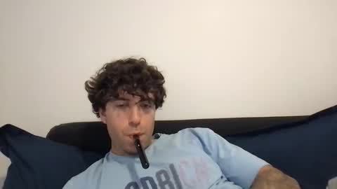 Snapshot of icyninesix chatting on December 13, 7:53 pm icyninesix online show from December 13, 7:53 pm