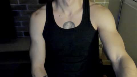 Snapshot of idkiww chatting on November 29, 9:51 pm yo online show from November 29, 9:51 pm