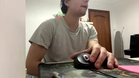 Snapshot of idkwhattowatch chatting on December 3, 8:28 pm idkwhattowatch online show from December 3, 8:28 pm