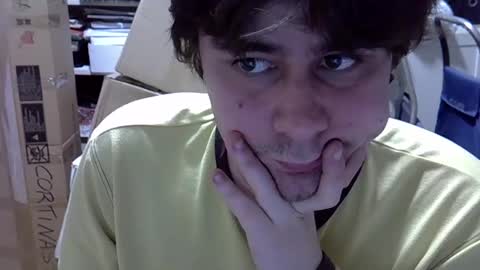 Snapshot of idkwhattowatch chatting on December 26, 10:41 pm idkwhattowatch online show from December 26, 10:41 pm