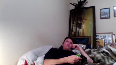 Snapshot of ifoundthegspot chatting on December 3, 2:27 pm Darthmark420 online show from December 3, 2:27 pm