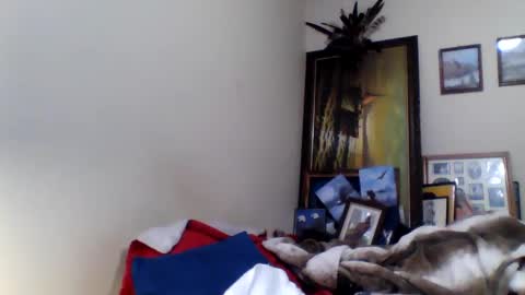 Snapshot of ifoundthegspot chatting on March 10, 10:15 am Darthmark420 online show from March 10, 10:15 am