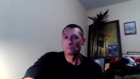 Snapshot of ifoundthegspot chatting on September 26, 7:34 am Darthmark420 online show from September 26, 7:34 am