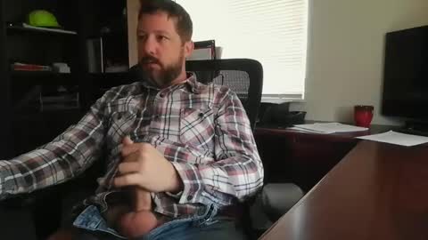 Snapshot of ifuk1stdate chatting on December 13, 2:38 pm Hung office Stud online show from December 13, 2:38 pm