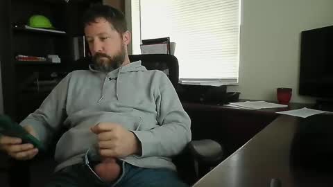 Snapshot of ifuk1stdate chatting on December 16, 3:22 pm Hung office Stud online show from December 16, 3:22 pm