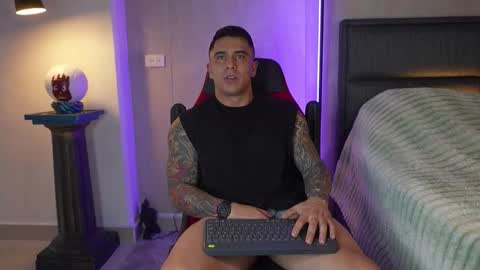 Snapshot of igor_scott chatting on October 29, 8:54 pm Igor scott online show from October 29, 8:54 pm