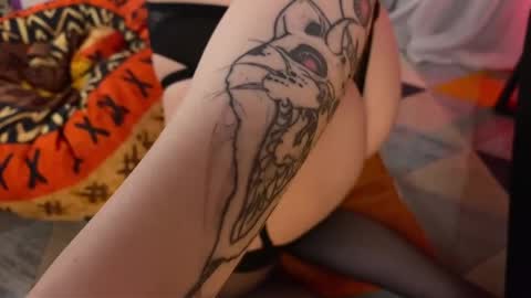 Emmy  help me reach 100 thumbs up online show from April 18, 9:37 pm