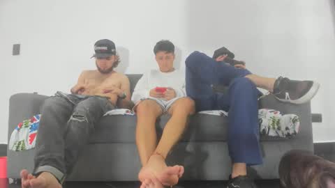 Snapshot of iham_28 chatting on November 14, 9:02 pm Iham online show from November 14, 9:02 pm