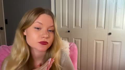 cassie online show from February 18, 9:11 pm