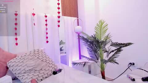 Zoe online show from February 18, 3:46 am