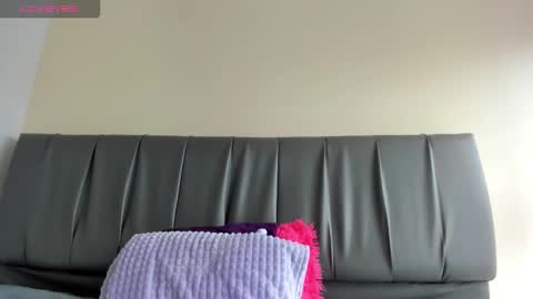 Isabella online show from March 19, 12:20 pm