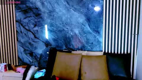 iisalombardi online show from September 20, 3:18 am