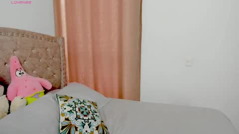 Snapshot of iki_mei chatting on February 20, 6:46 pm Maria online show from February 20, 6:46 pm