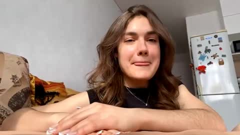 Anne online show from April 22, 9:11 am